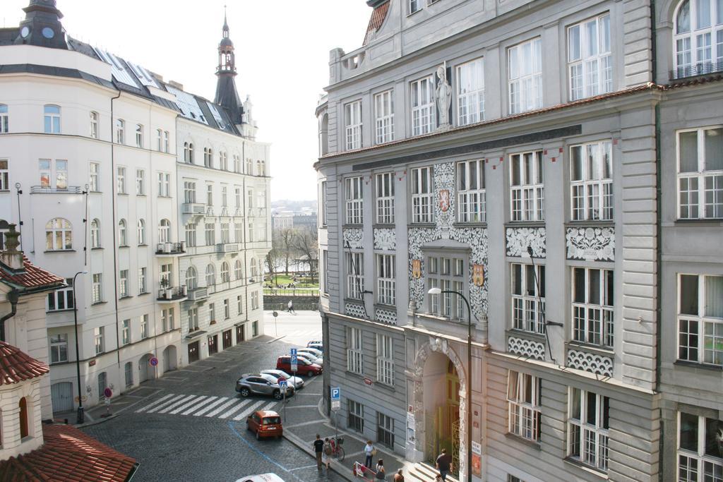 Apartment Lea Praag Buitenkant foto
