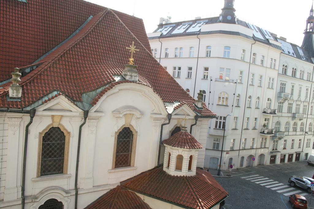 Apartment Lea Praag Buitenkant foto